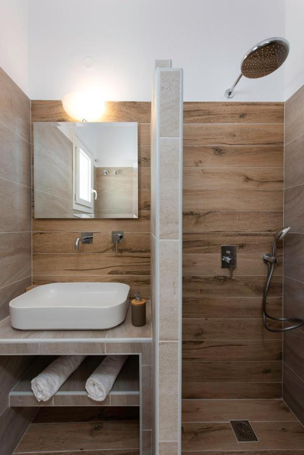 Theodora Rooms Kamares  Bagian luar foto