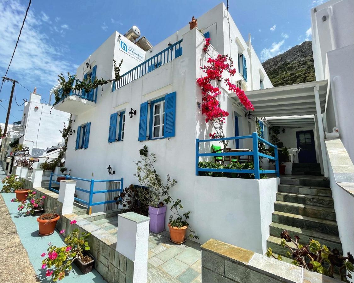 Theodora Rooms Kamares  Bagian luar foto
