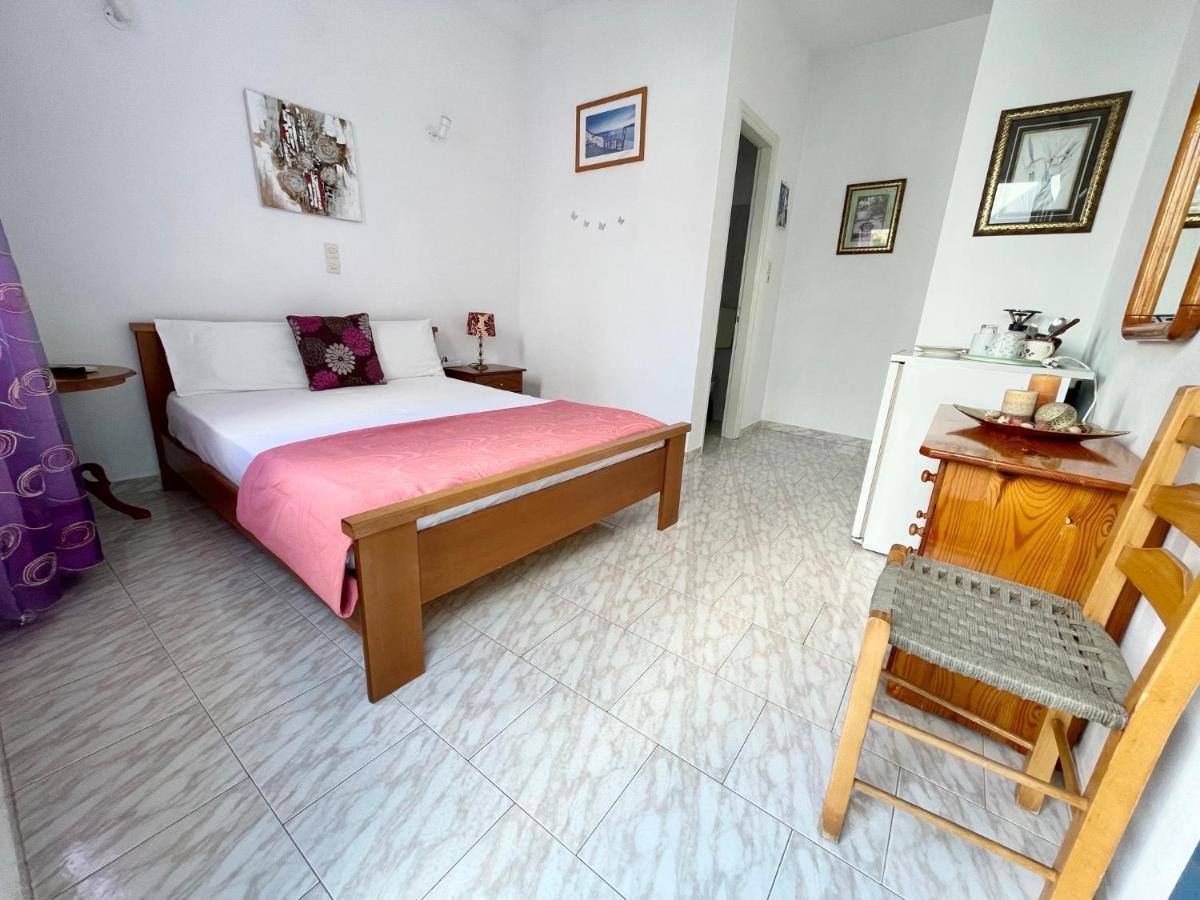 Theodora Rooms Kamares  Bagian luar foto