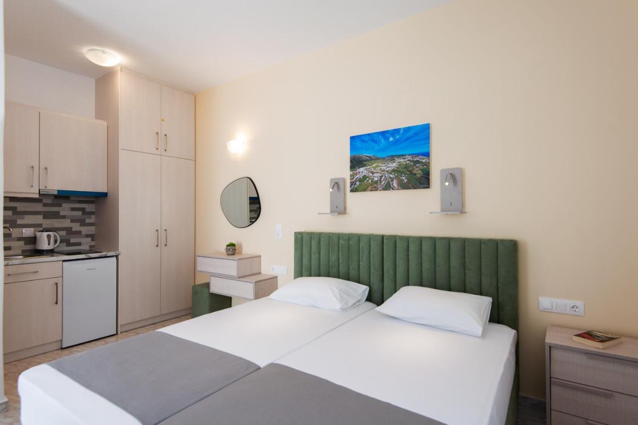 Theodora Rooms Kamares  Bagian luar foto