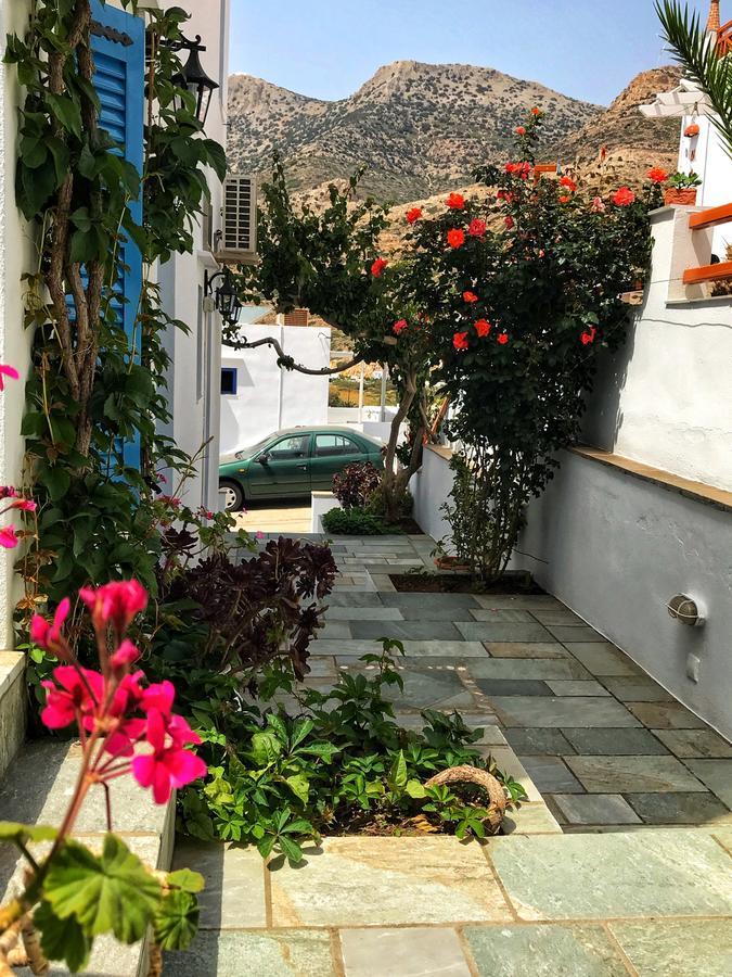 Theodora Rooms Kamares  Bagian luar foto